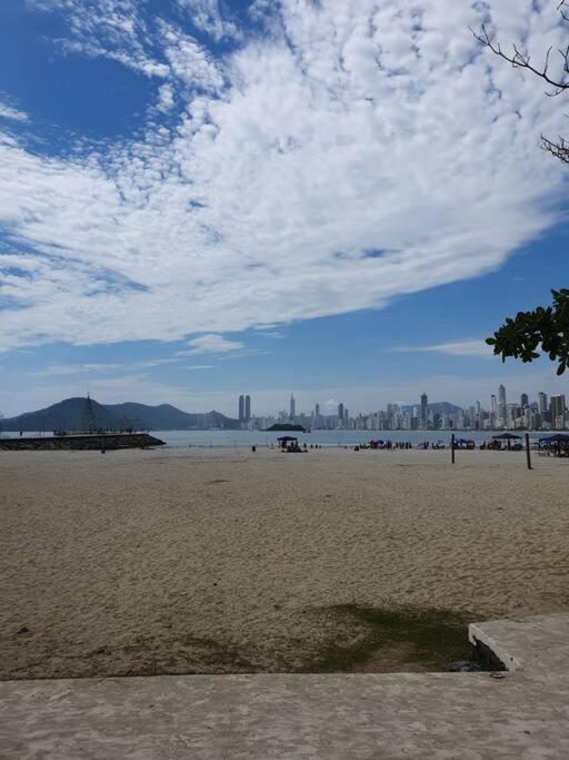 Piscina A Beira-Mar, Tranquilidade E Qualidade No Melhor De Bc Balneário Camboriú Eksteriør billede